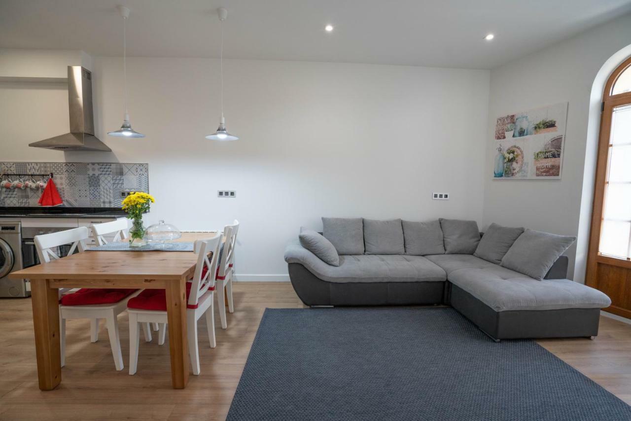 La Casa De Loli Apartment Луарка Екстериор снимка