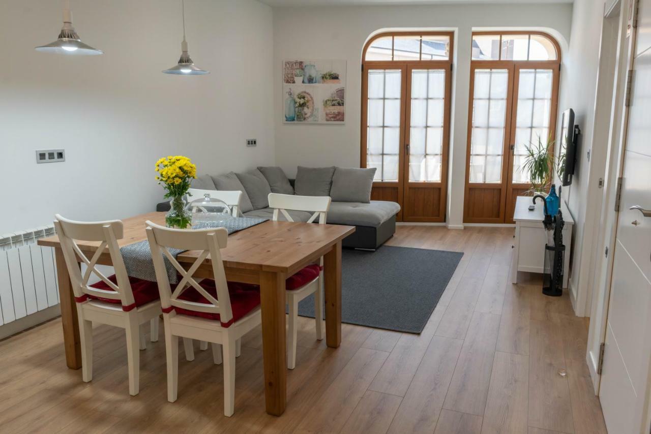 La Casa De Loli Apartment Луарка Екстериор снимка